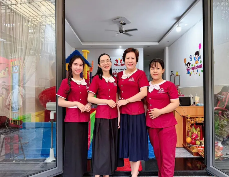 Đội ngũ cô giáo tận tâm của trường 👩‍🏫